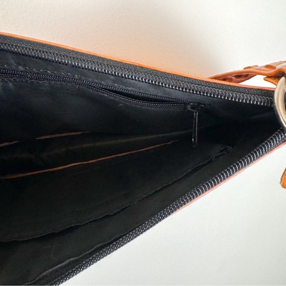 Floral Leather Shoulder Bag - Picture 5 of 7